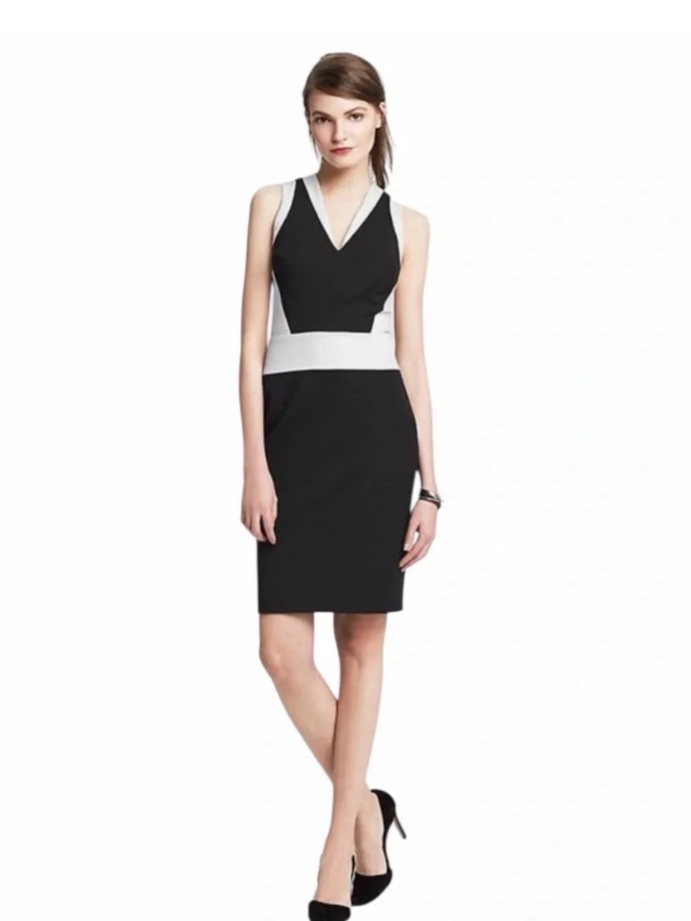 Banana Republic Black and White V-Neck Sheath Dress Sloan NWT